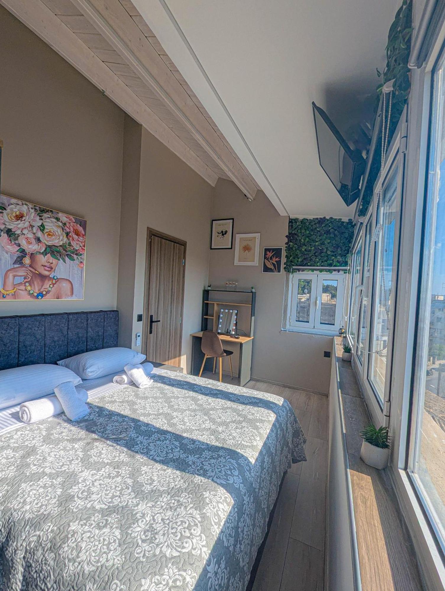 Ionian Pearl Apartments And Suites Corfu  Exteriör bild