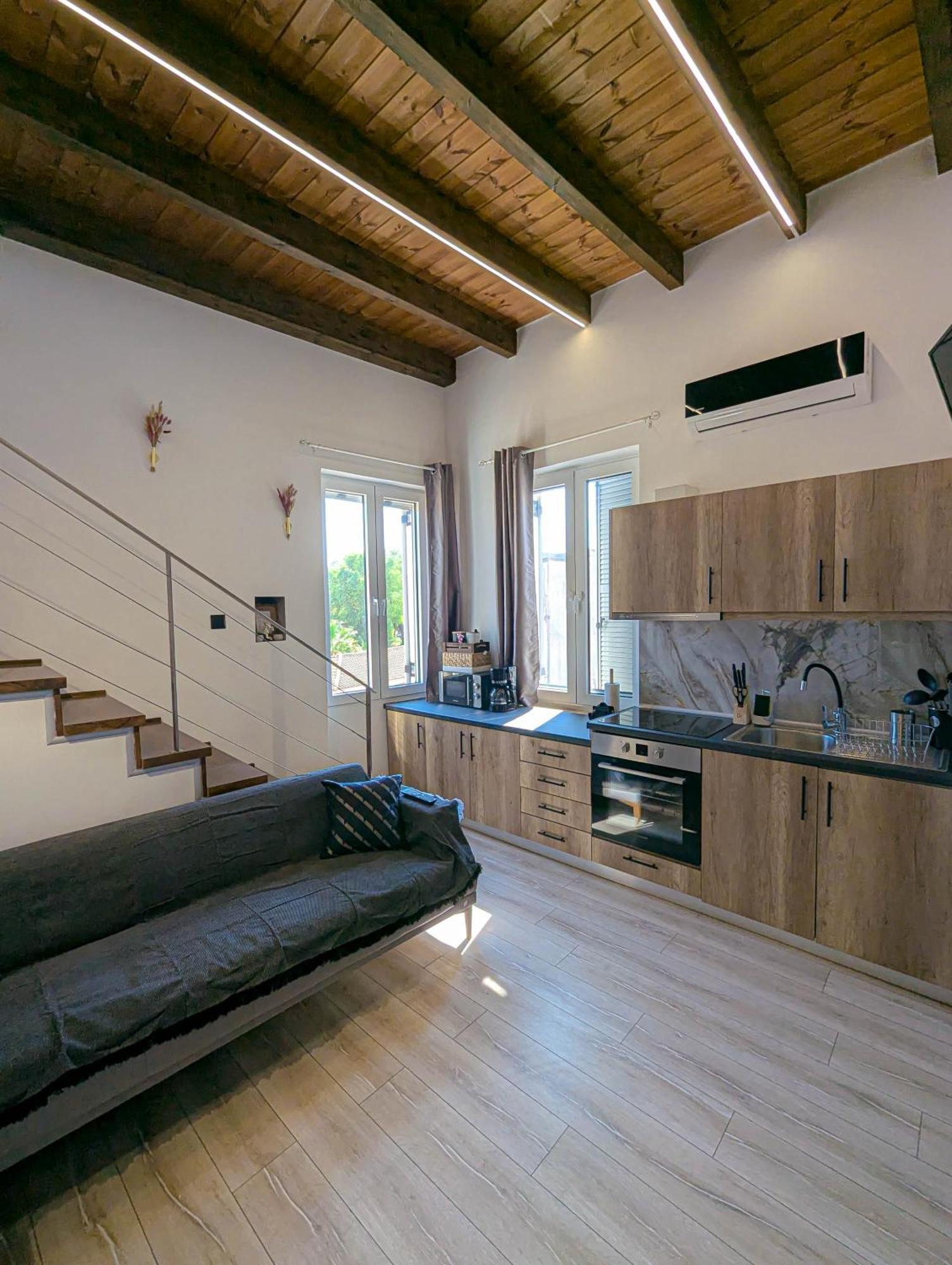 Ionian Pearl Apartments And Suites Corfu  Exteriör bild